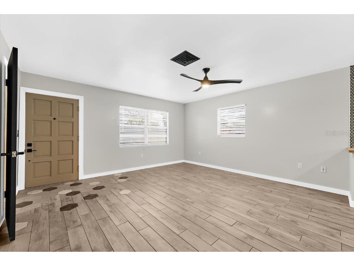 904 66th Avenue W Bradenton FL 34207 A4668209 image6