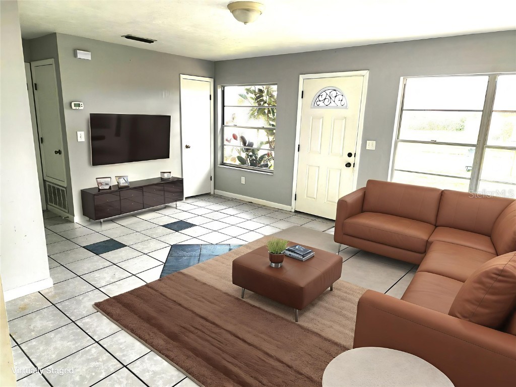 904 Emma Street Daytona Beach FL 32114 V4946181 image3