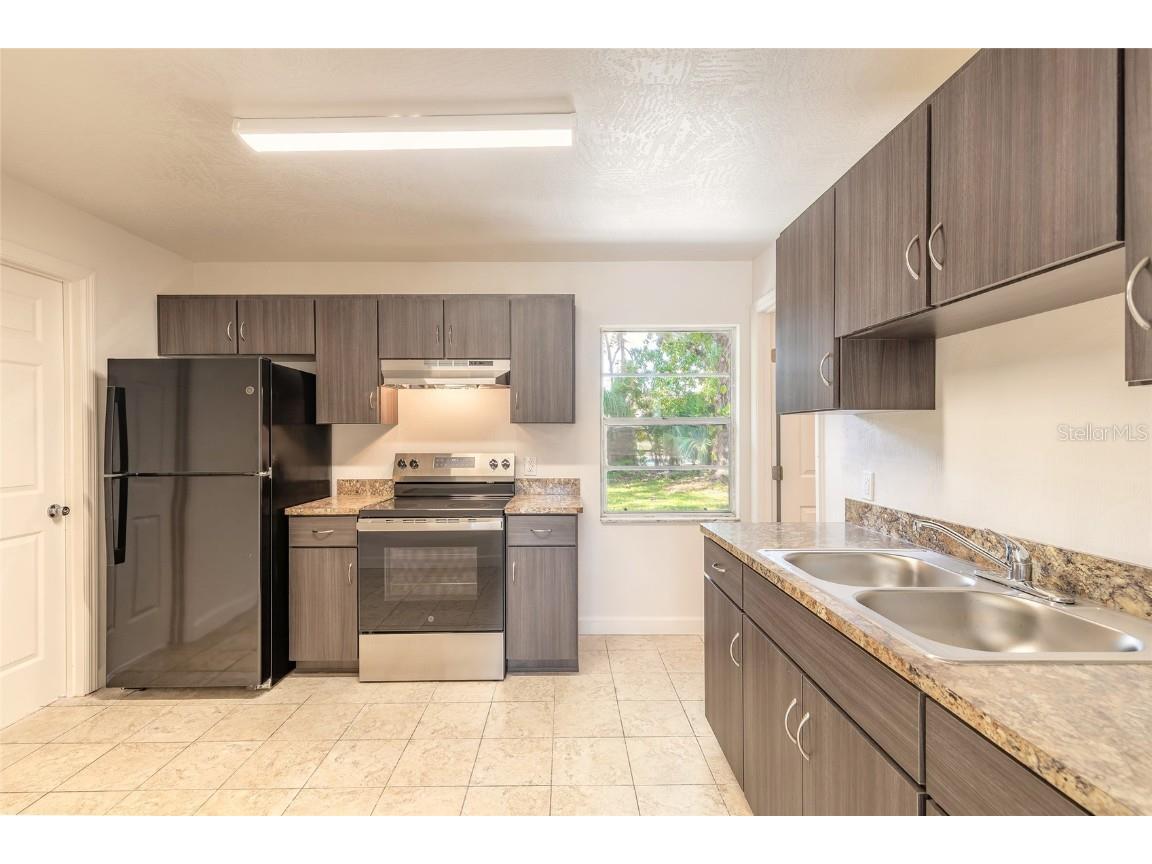 904 Gibbons Street Daytona Beach FL 32117 V4945547 image5