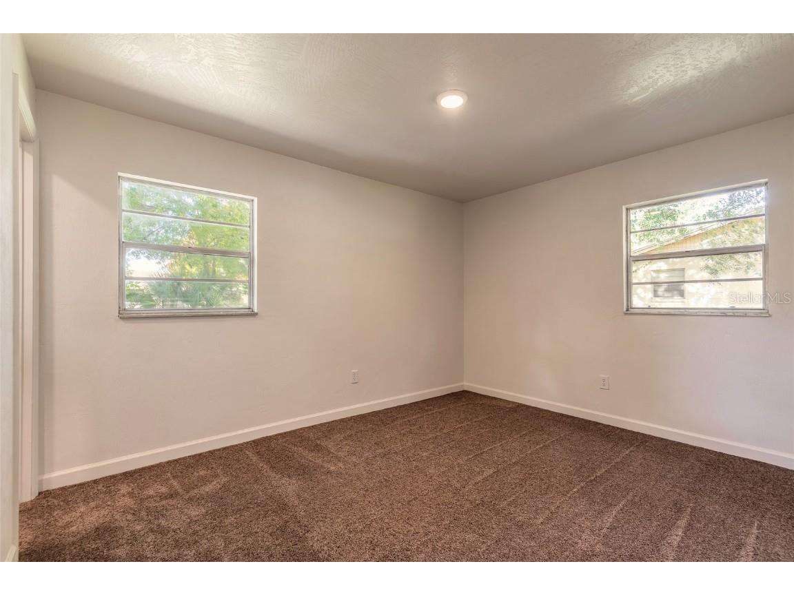 904 Gibbons Street Daytona Beach FL 32117 V4945547 image6