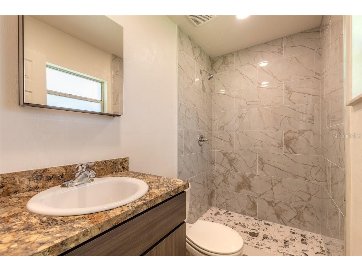 904 Gibbons Street Daytona Beach FL 32117 V4945547 image8