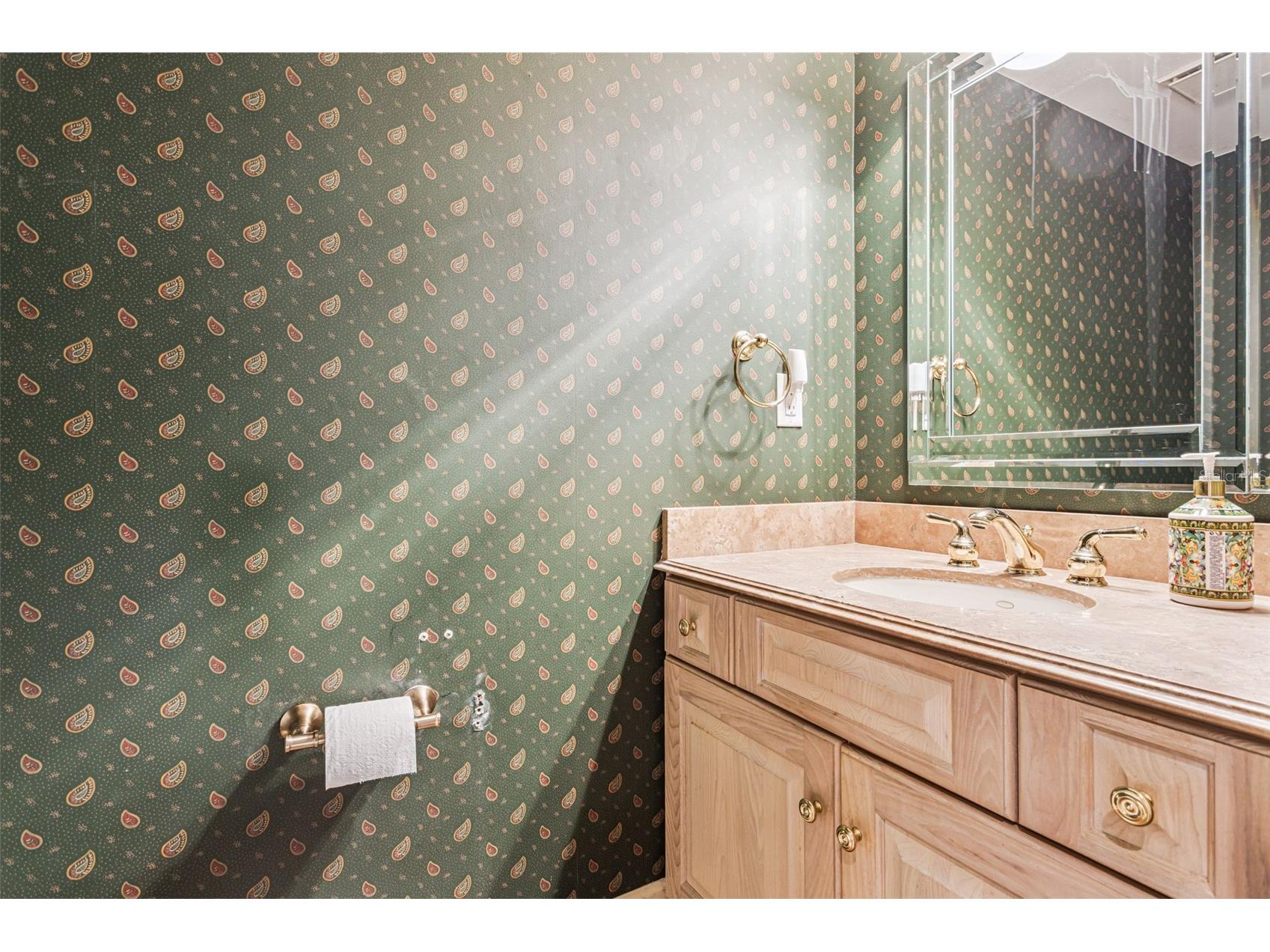 904 Hillary Court #17 Orlando FL 32804 O6360932 image17