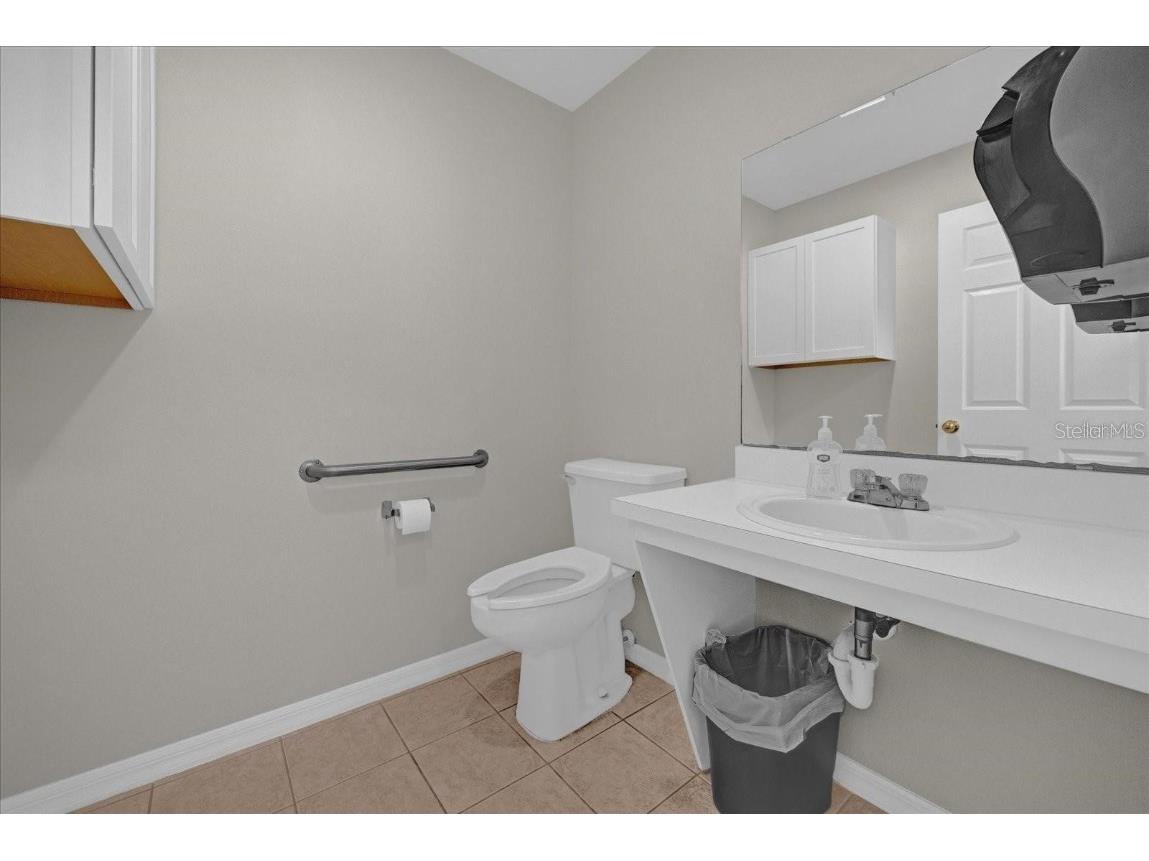 904 Jan Mar #AB Minneola FL 34715 G5104872 image14