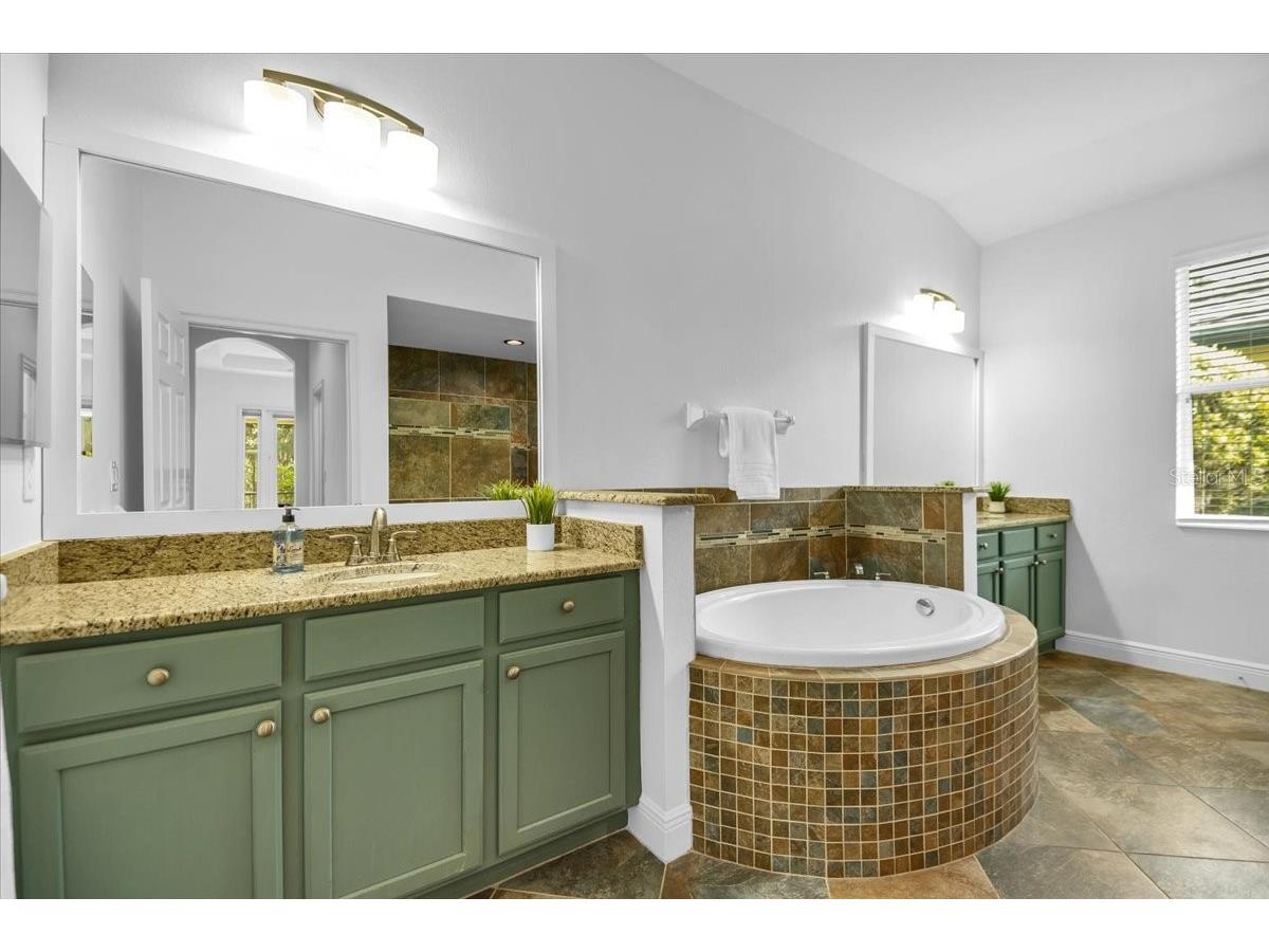 904 Riverscape Street Bradenton FL 34208 A4684220 image31