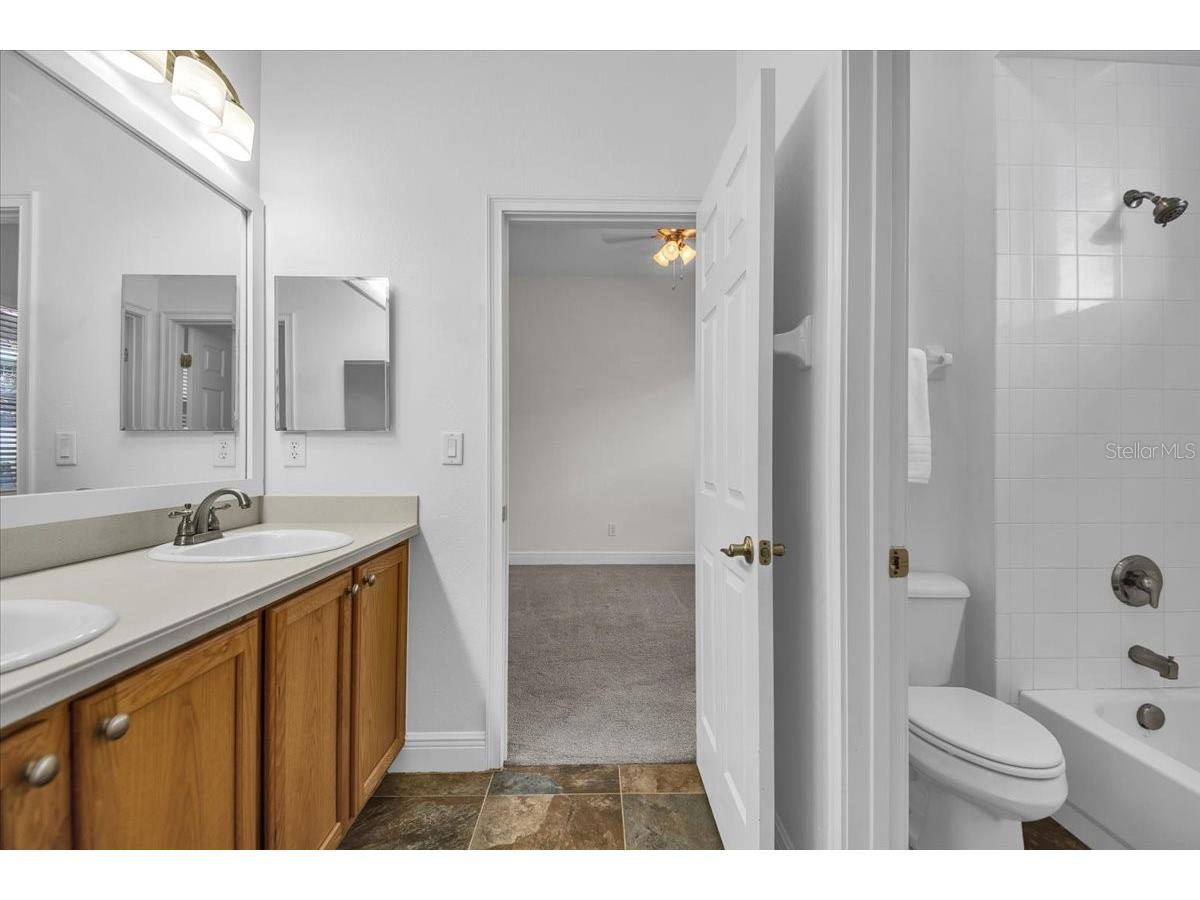 904 Riverscape Street Bradenton FL 34208 A4684220 image41