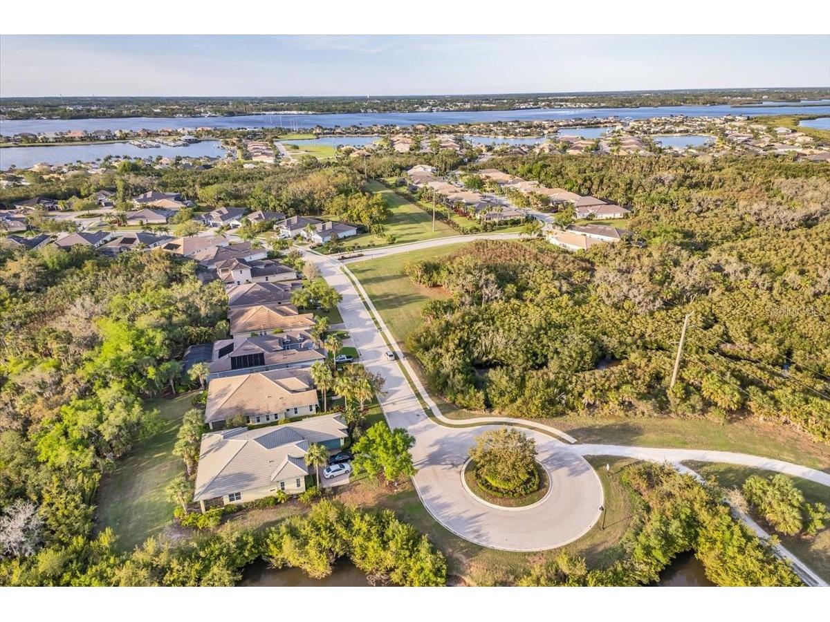 904 Riverscape Street Bradenton FL 34208 A4684220 image52