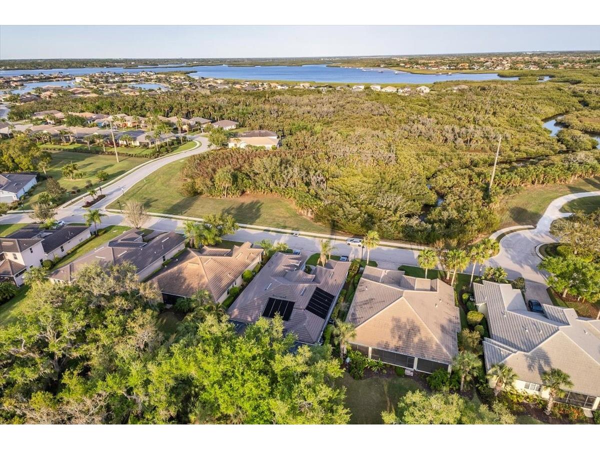 904 Riverscape Street Bradenton FL 34208 A4684220 image54