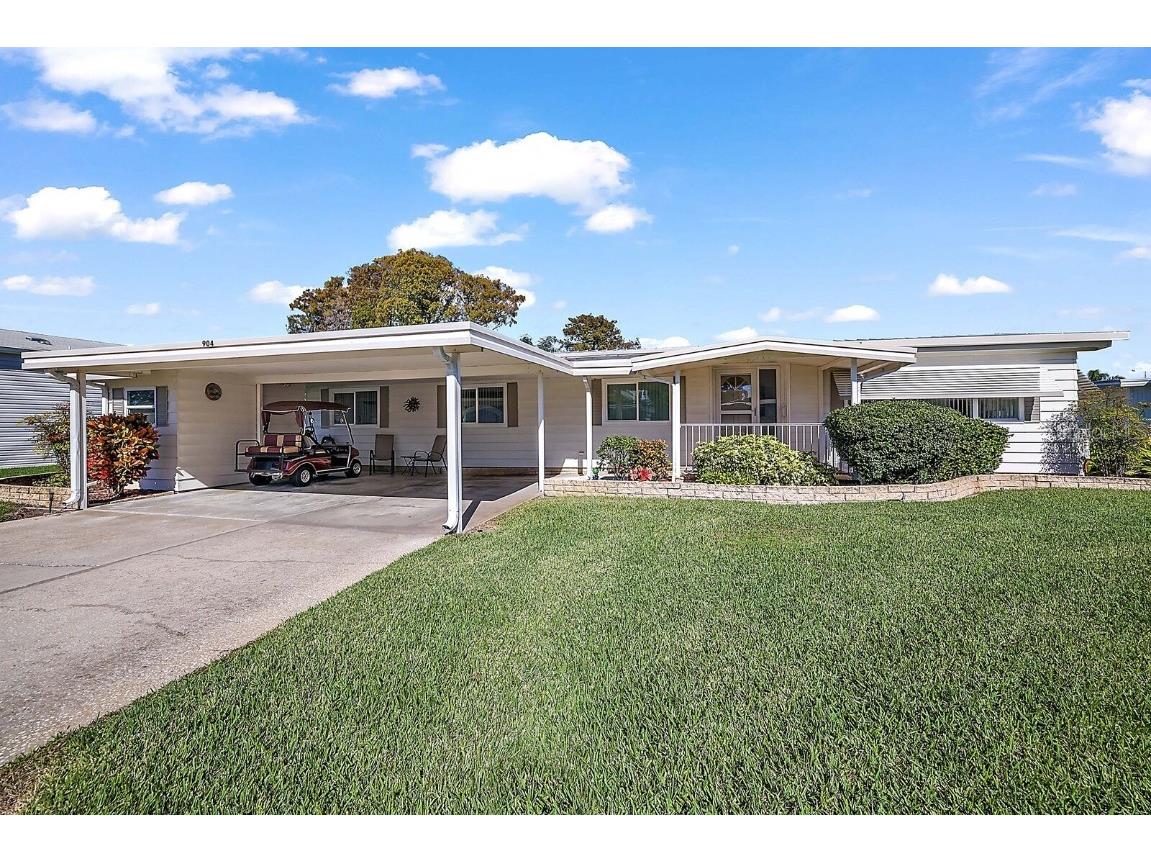 904 Sunset Circle Tavares FL 32778 - HARRIS CHAIN OF LAKES G5063453 image1