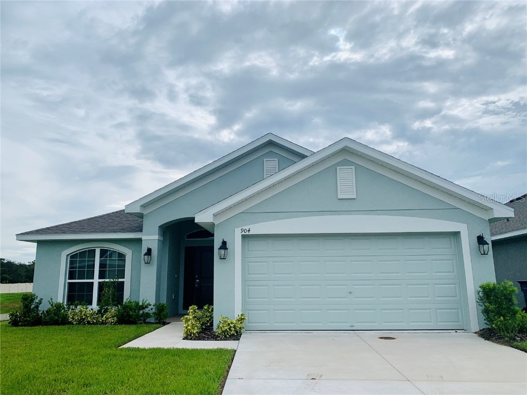 904 Vienna Drive Winter Haven FL 33884 P4927749 image1