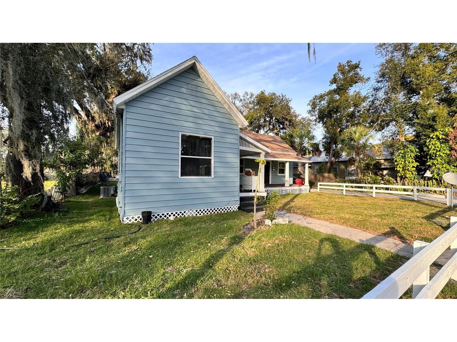 904 W Reynolds Street Plant City FL 33563 TB8466648 image4