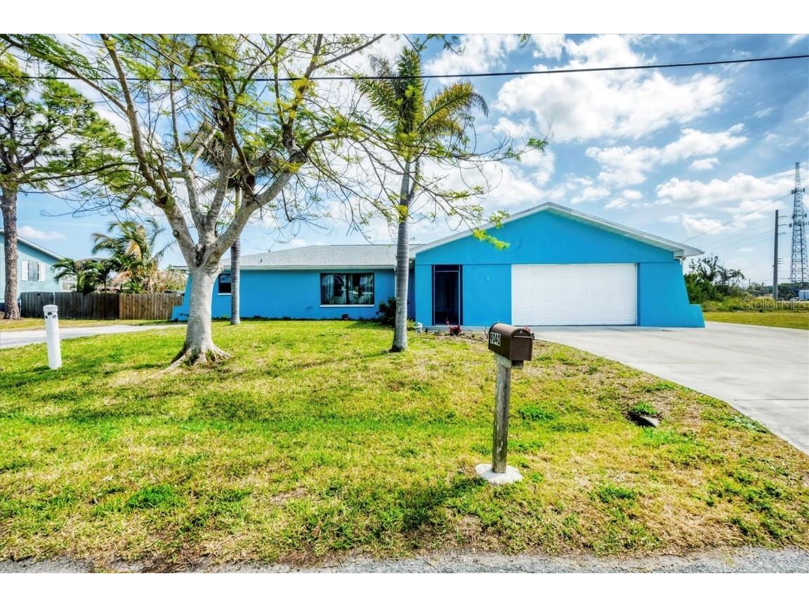 9040 Everington Road Englewood FL 34224 D6143358 image1