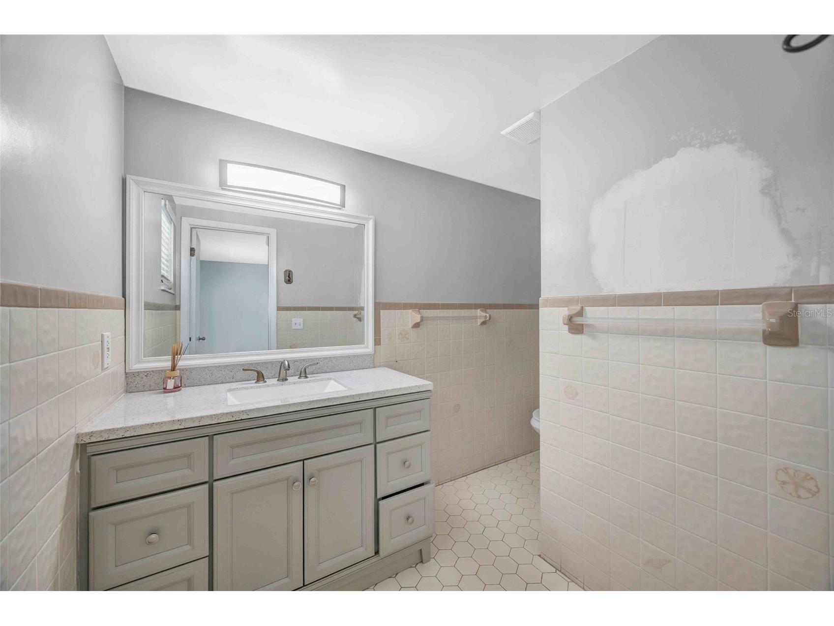 9040 Lunar Lane Port Richey FL 34668 TB8470884 image45