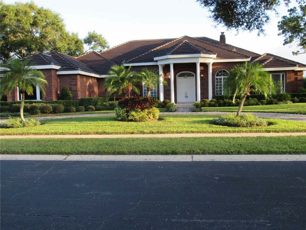 9041 Balmoral Mews Square Windermere FL 34786 V4932549 image1