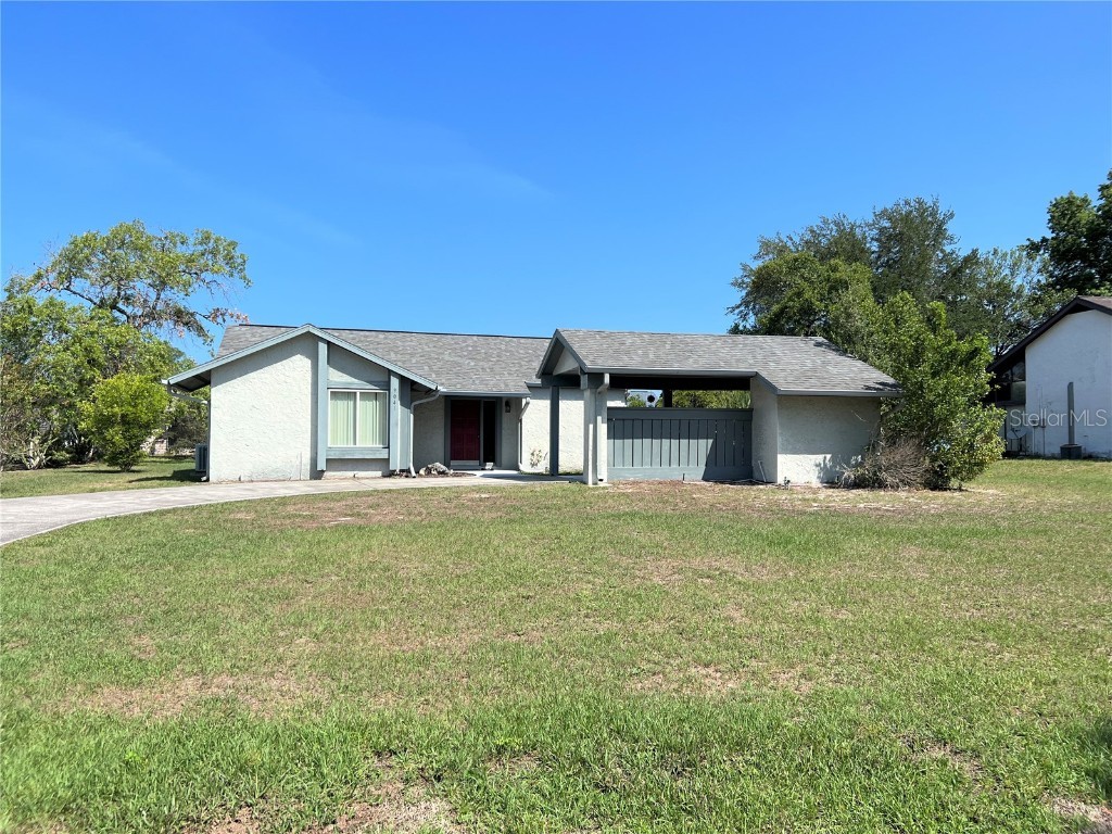 9041 Heather Boulevard Weeki Wachee FL 34613 W7855088 image1