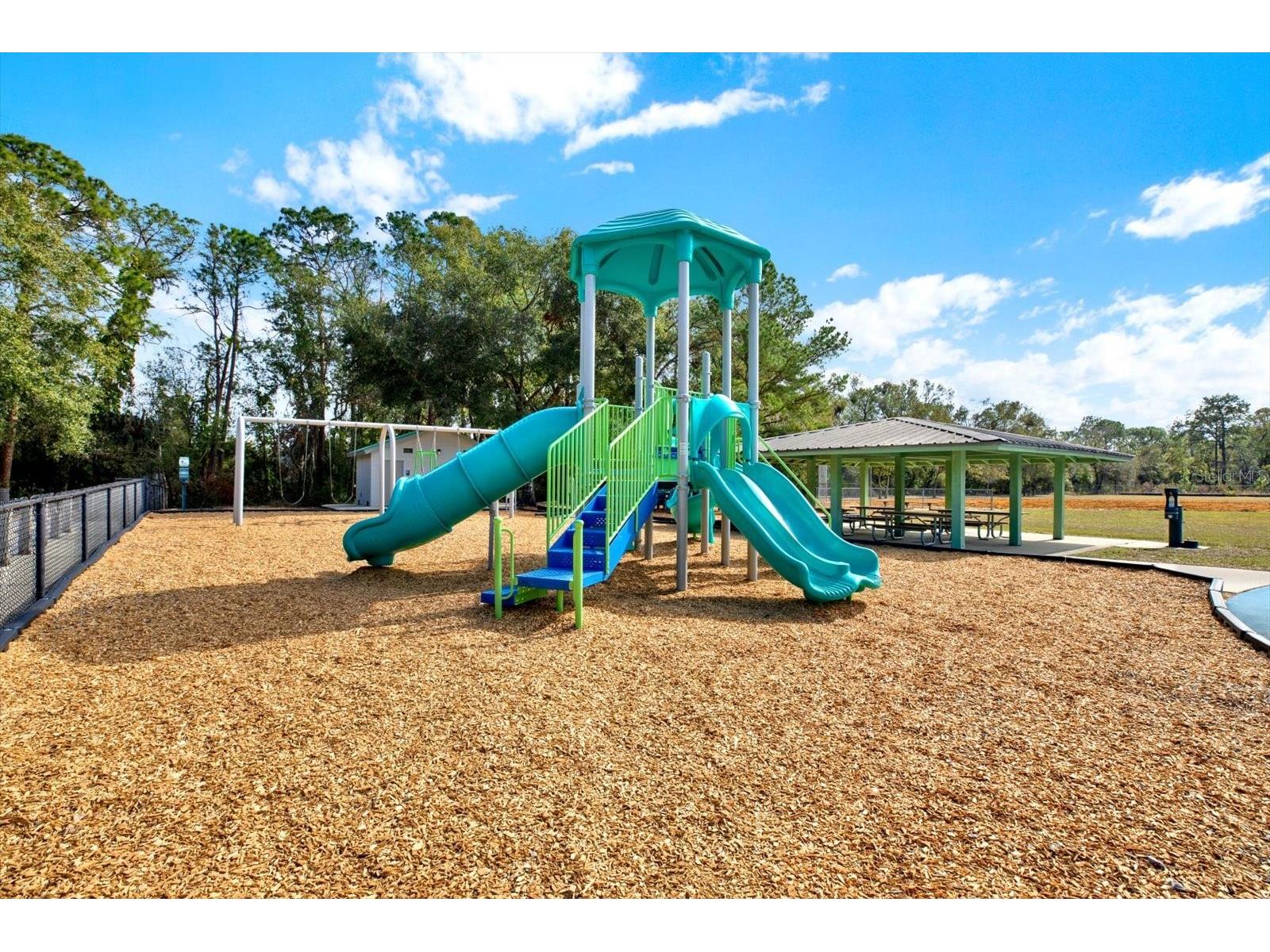 9042 Breland Drive Tampa FL 33626 TB8510327 image43