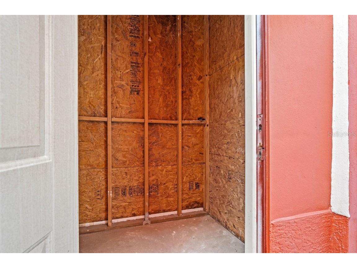 9042 Lake Chase Island Way Tampa FL 33626 TB8407151 image19