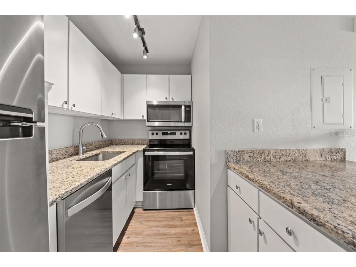 9042 Lake Chase Island Way Tampa FL 33626 TB8407151 image8