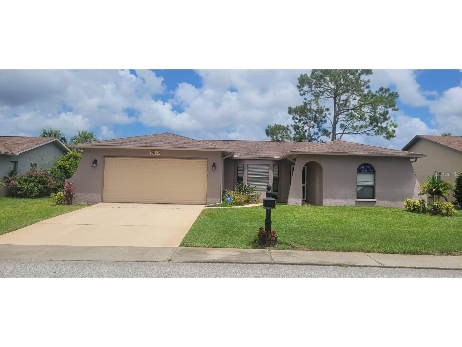 9042 Lometa Lane Port Richey FL 34668 T3455834 image1
