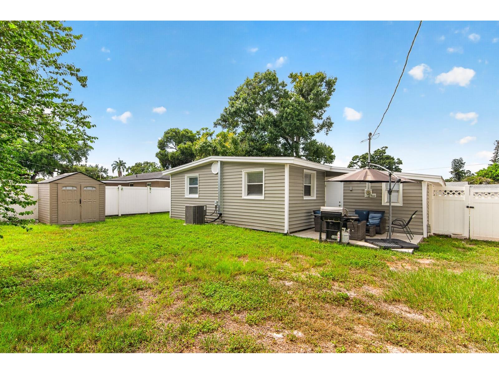 9042 Southern Comfort Drive Largo FL 33773 TB8523024 image33