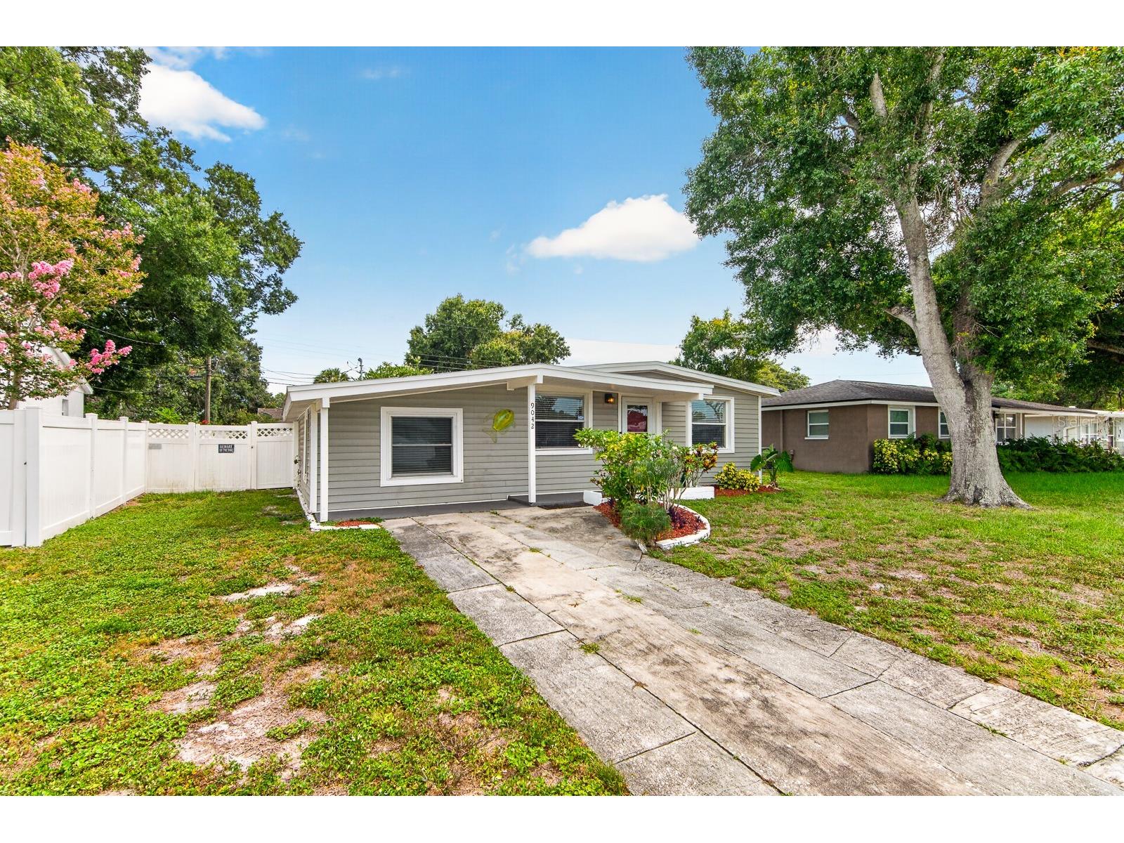 9042 Southern Comfort Drive Largo FL 33773 TB8523024 image43