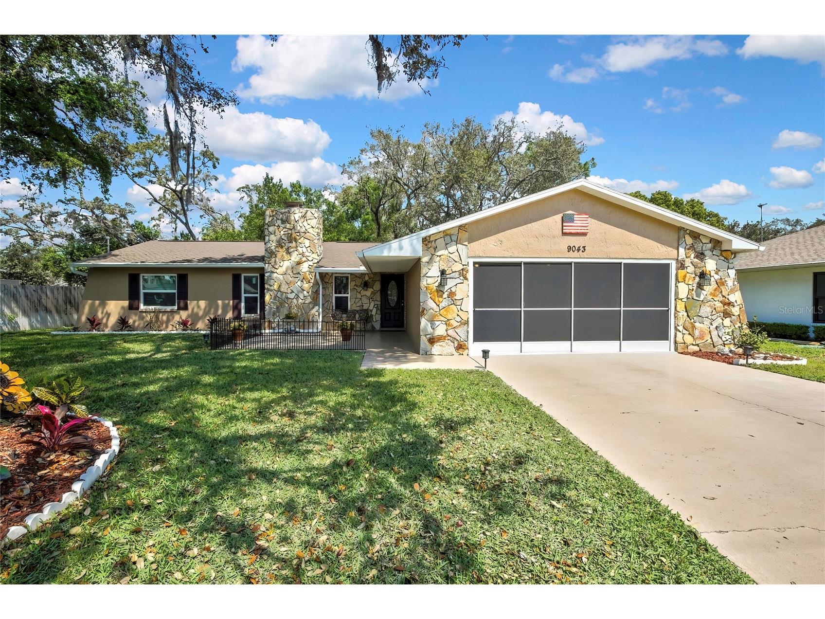 9043 Gaynor Street Spring Hill FL 34608 W7884130 image1