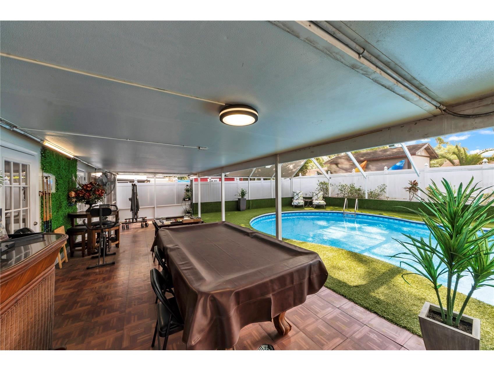 9043 Hickory Circle Tampa FL 33615 TB8492987 image13