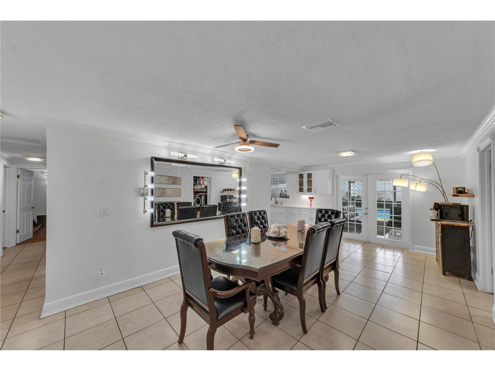 9043 Hickory Circle Tampa FL 33615 TB8492987 image23