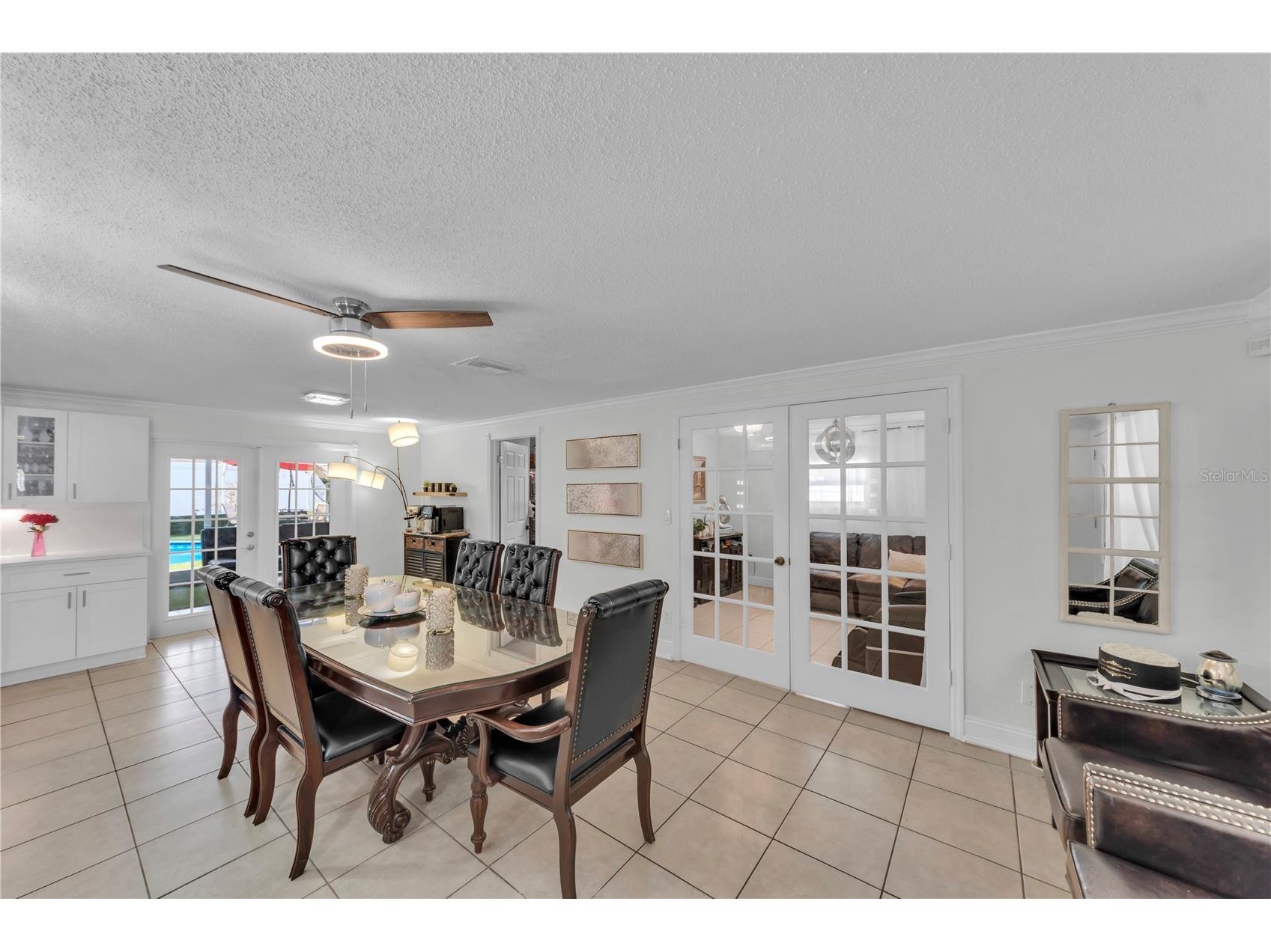 9043 Hickory Circle Tampa FL 33615 TB8492987 image24
