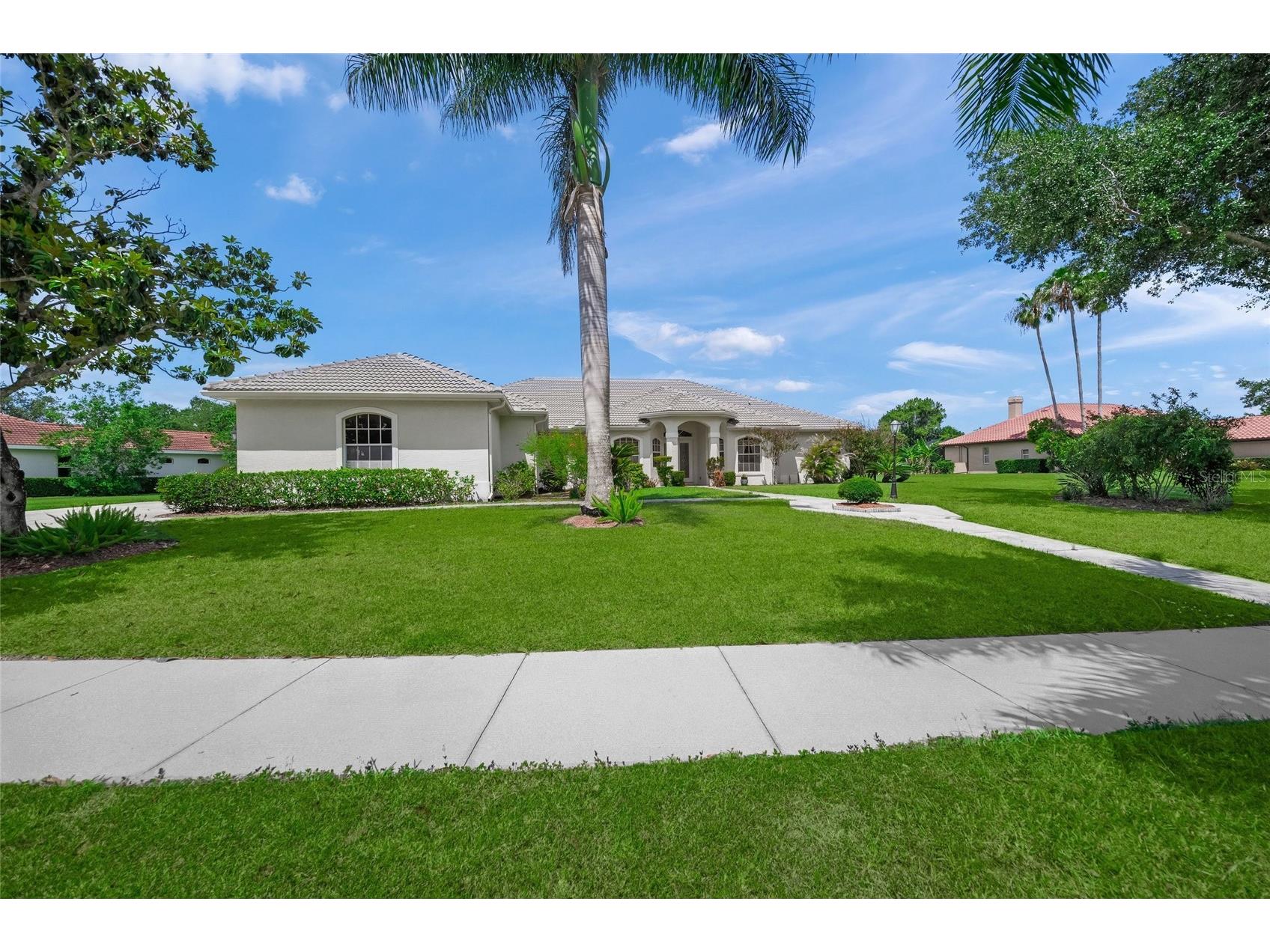 9043 Misty Creek Drive Sarasota FL 34241 A4694422 image10