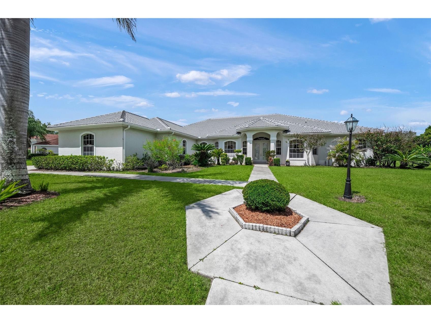 9043 Misty Creek Drive Sarasota FL 34241 A4694422 image12