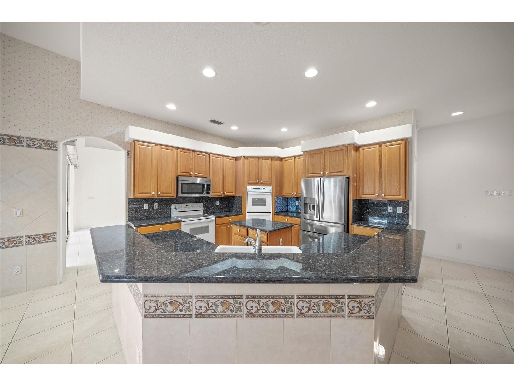 9043 Misty Creek Drive Sarasota FL 34241 A4694422 image24