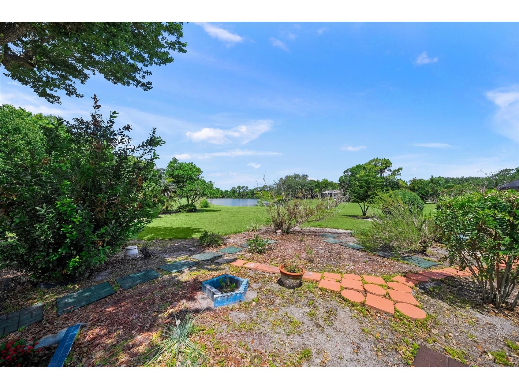 9043 Misty Creek Drive Sarasota FL 34241 A4694422 image42