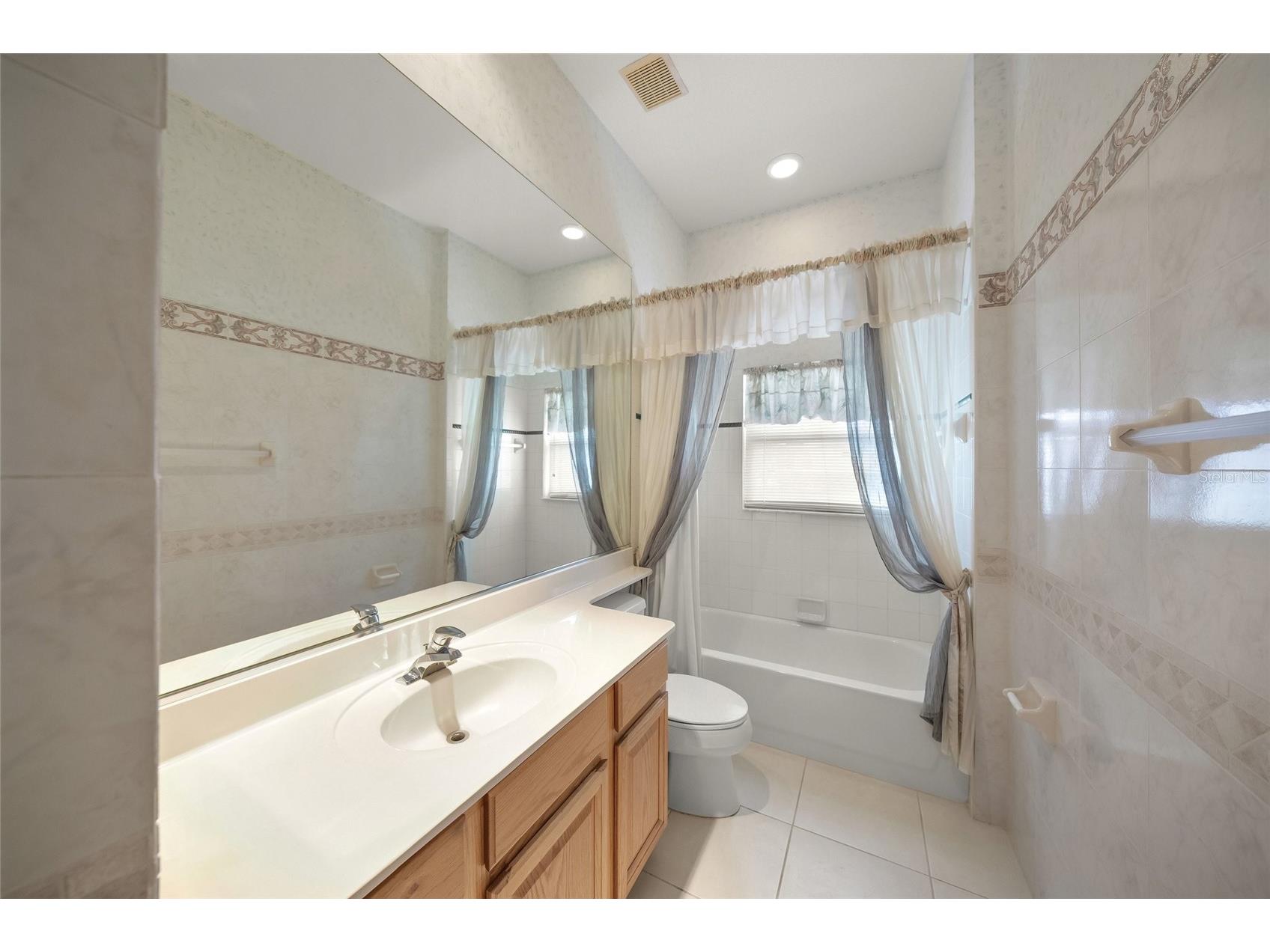 9043 Misty Creek Drive Sarasota FL 34241 A4694422 image46