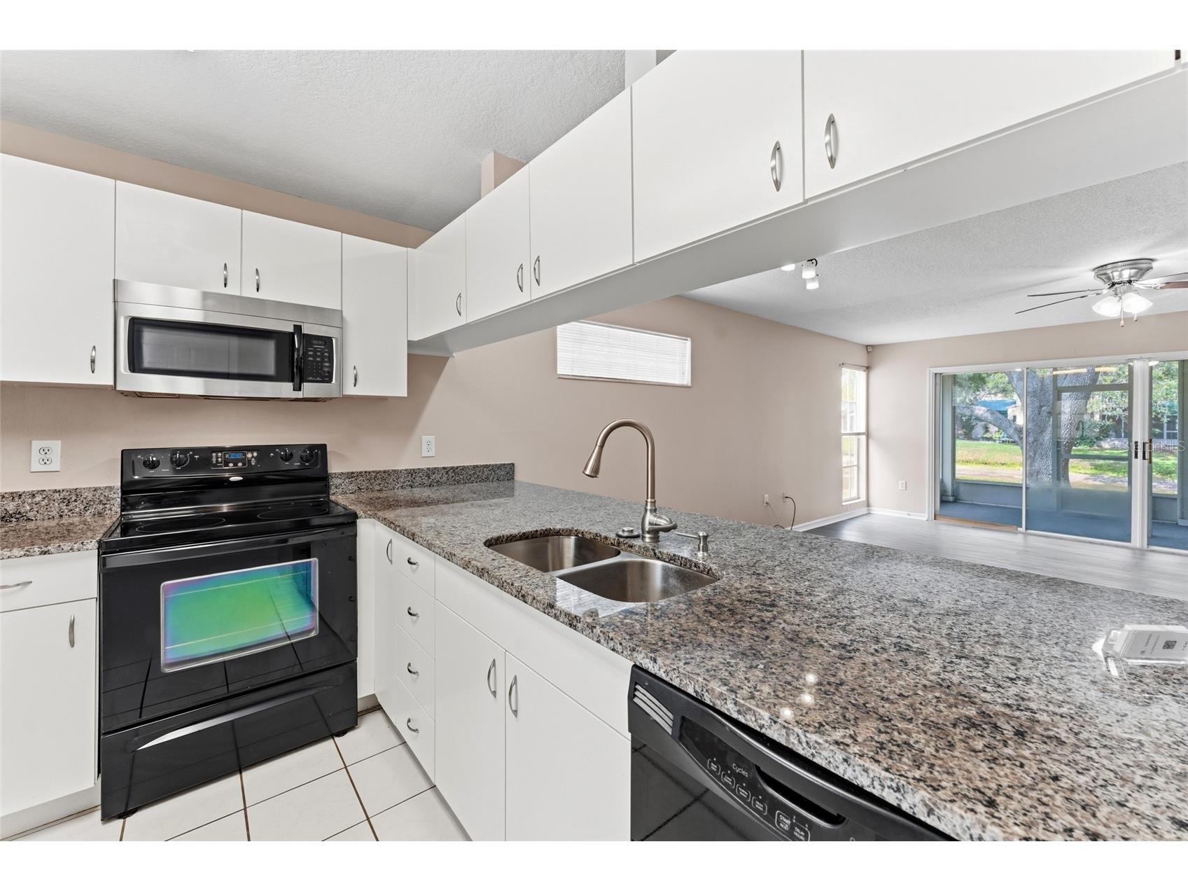 9044 Lake Place Lane Tampa FL 33634 TB8528069 image14