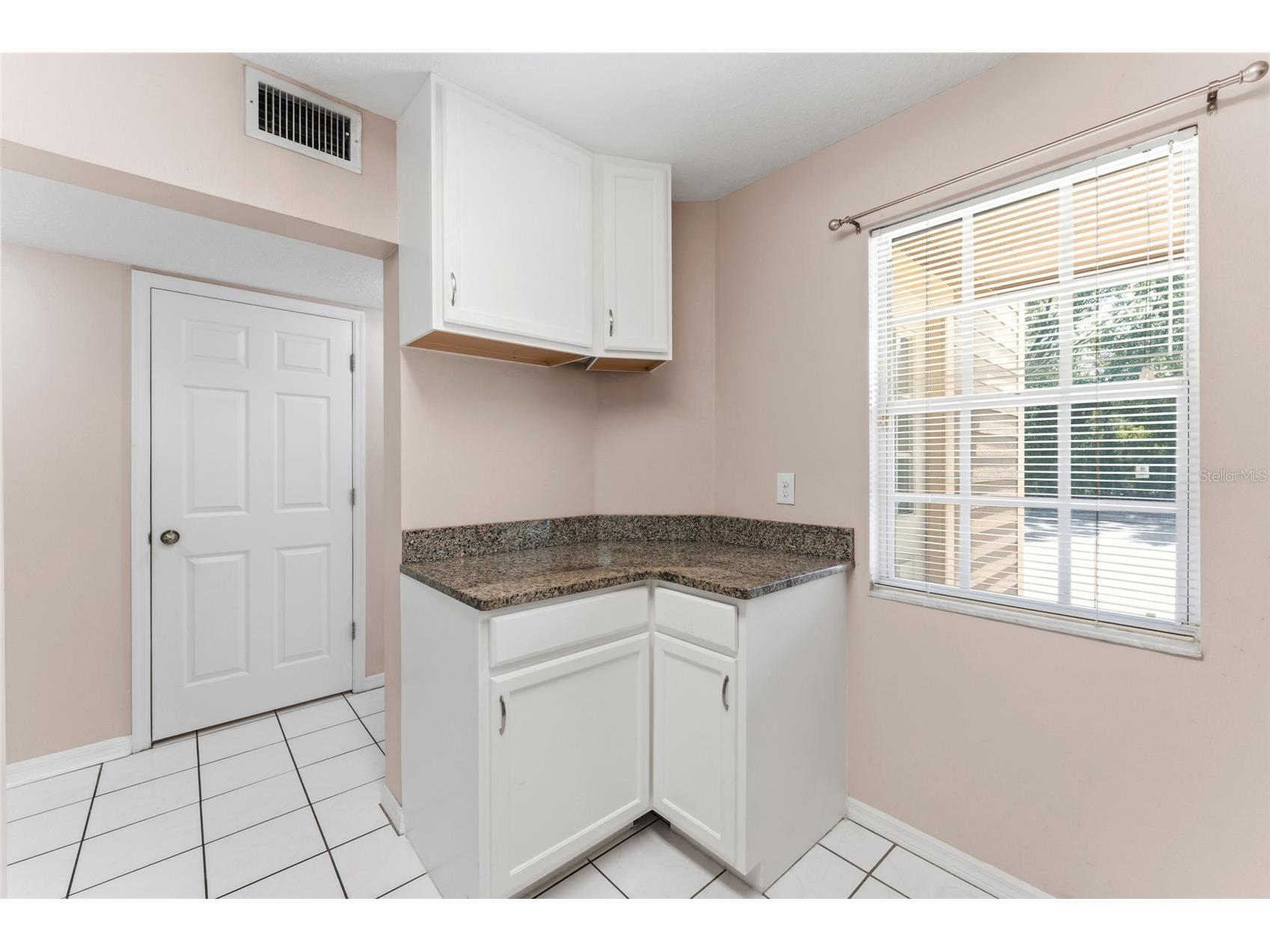 9044 Lake Place Lane Tampa FL 33634 TB8528069 image17