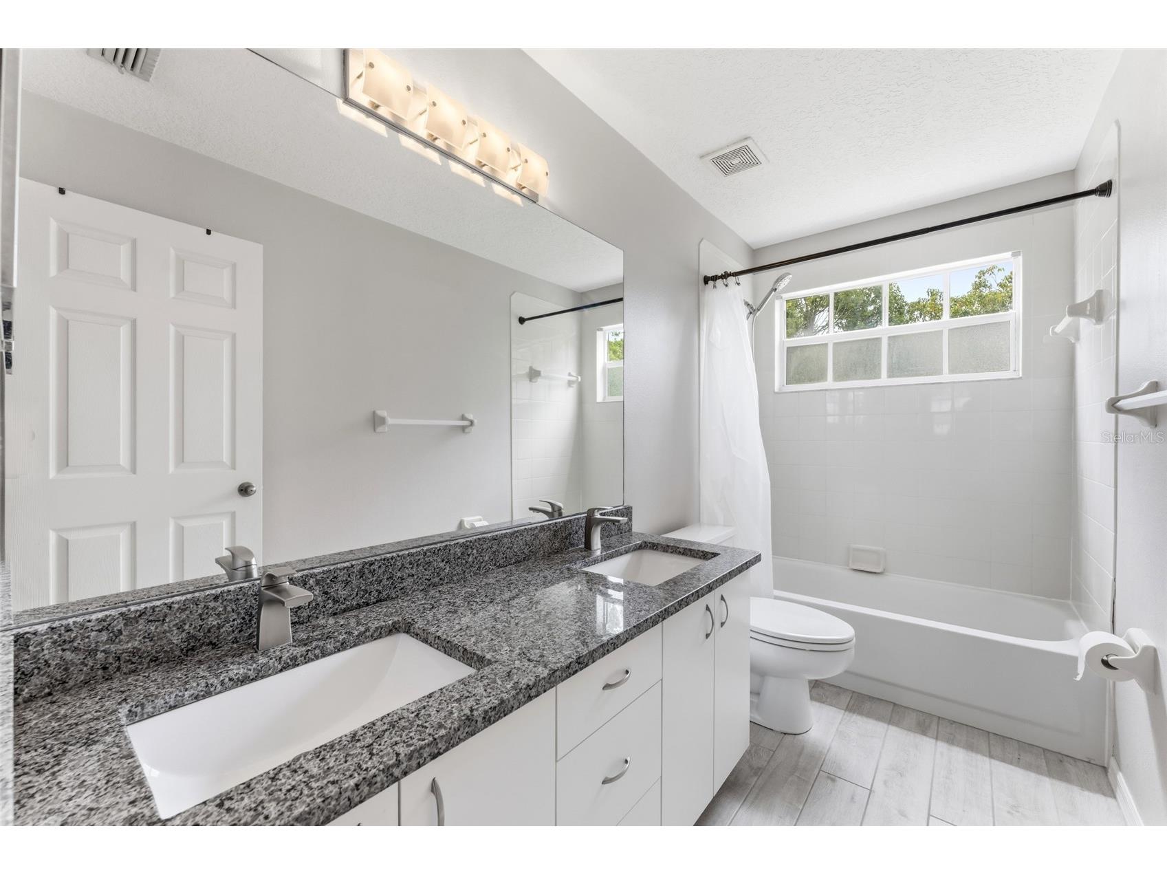 9044 Lake Place Lane Tampa FL 33634 TB8528069 image22