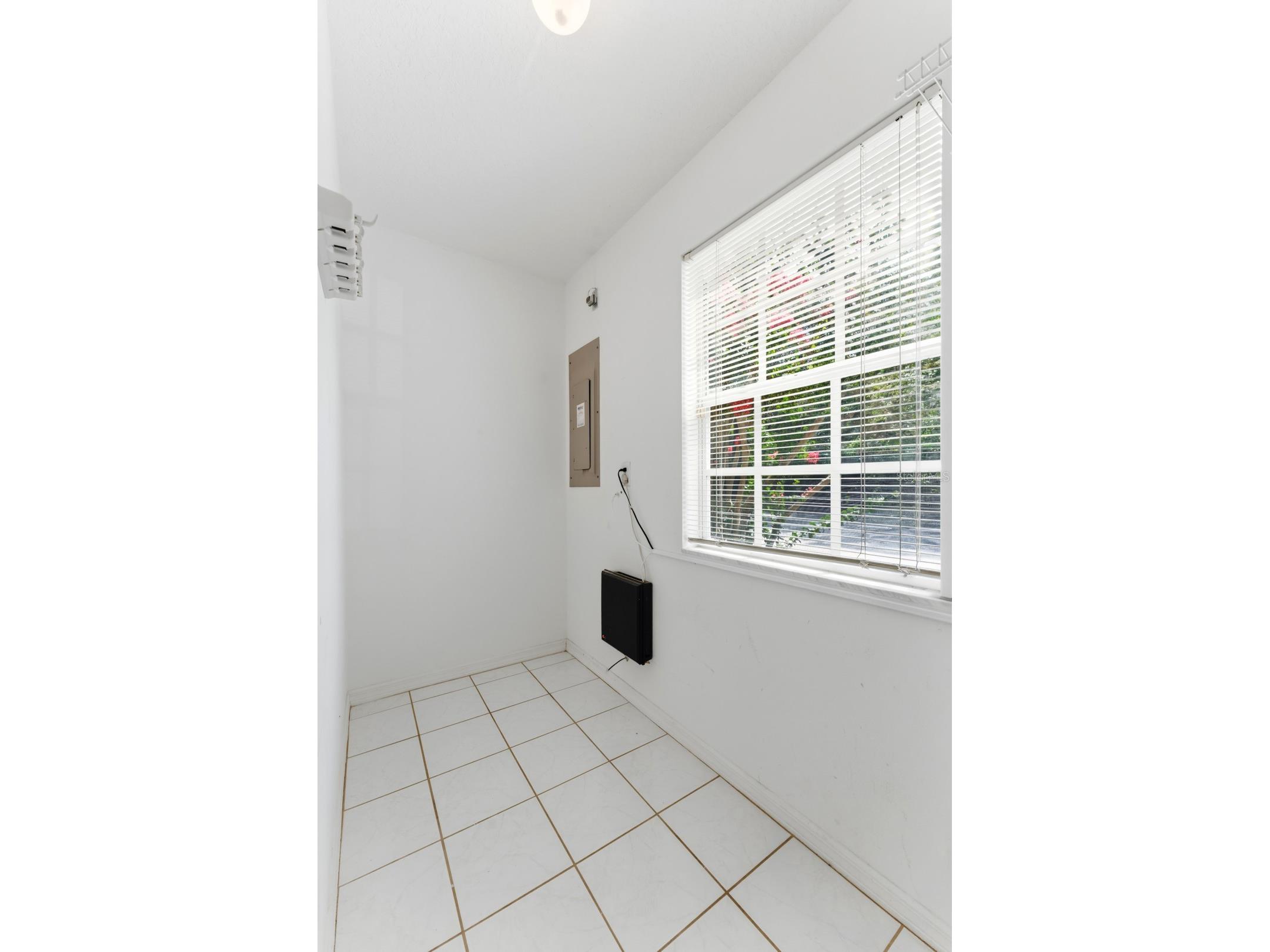 9044 Lake Place Lane Tampa FL 33634 TB8528069 image35
