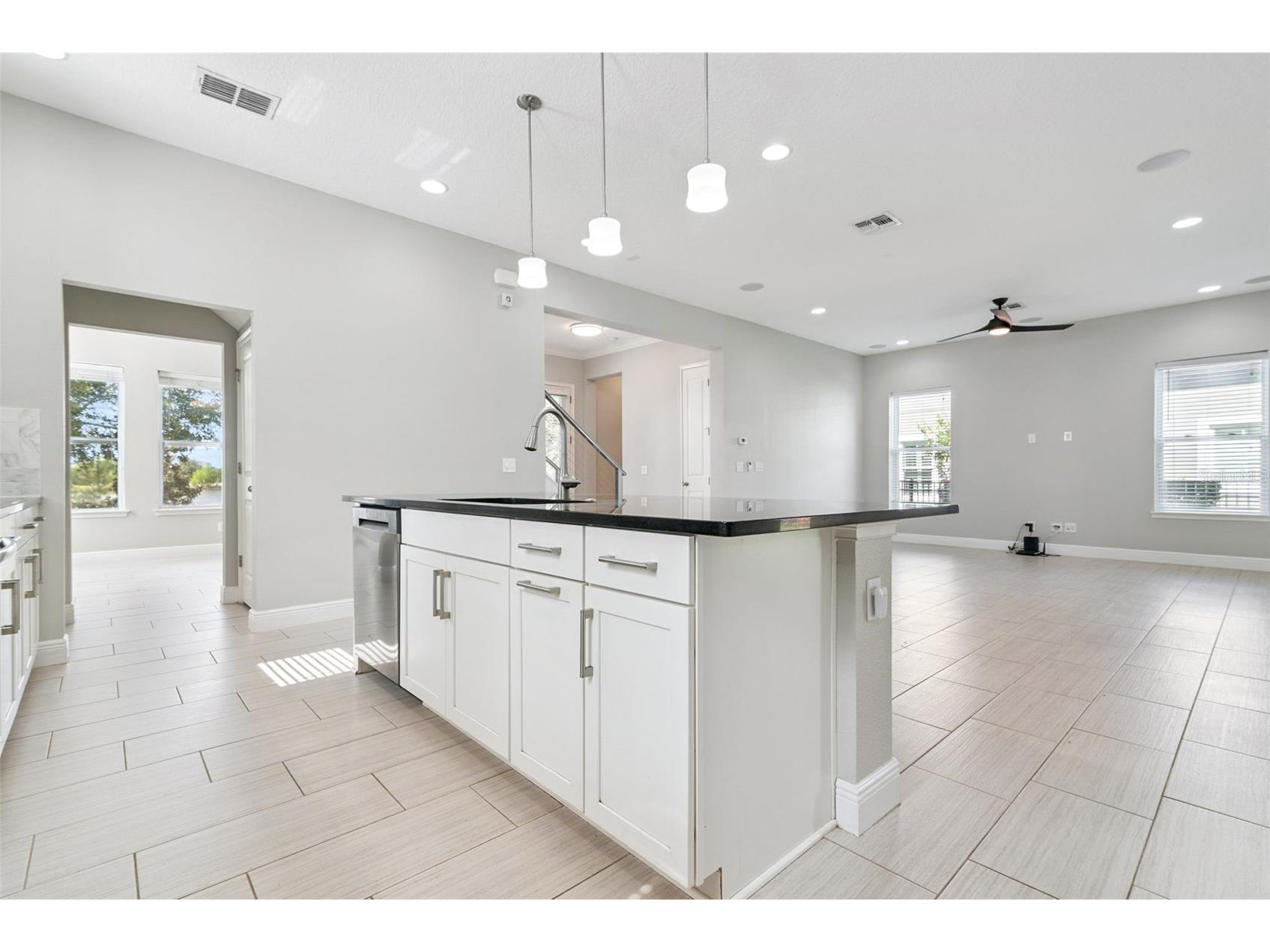 9044 Tavistock Lakes Boulevard Orlando FL 32827 O6402945 image10