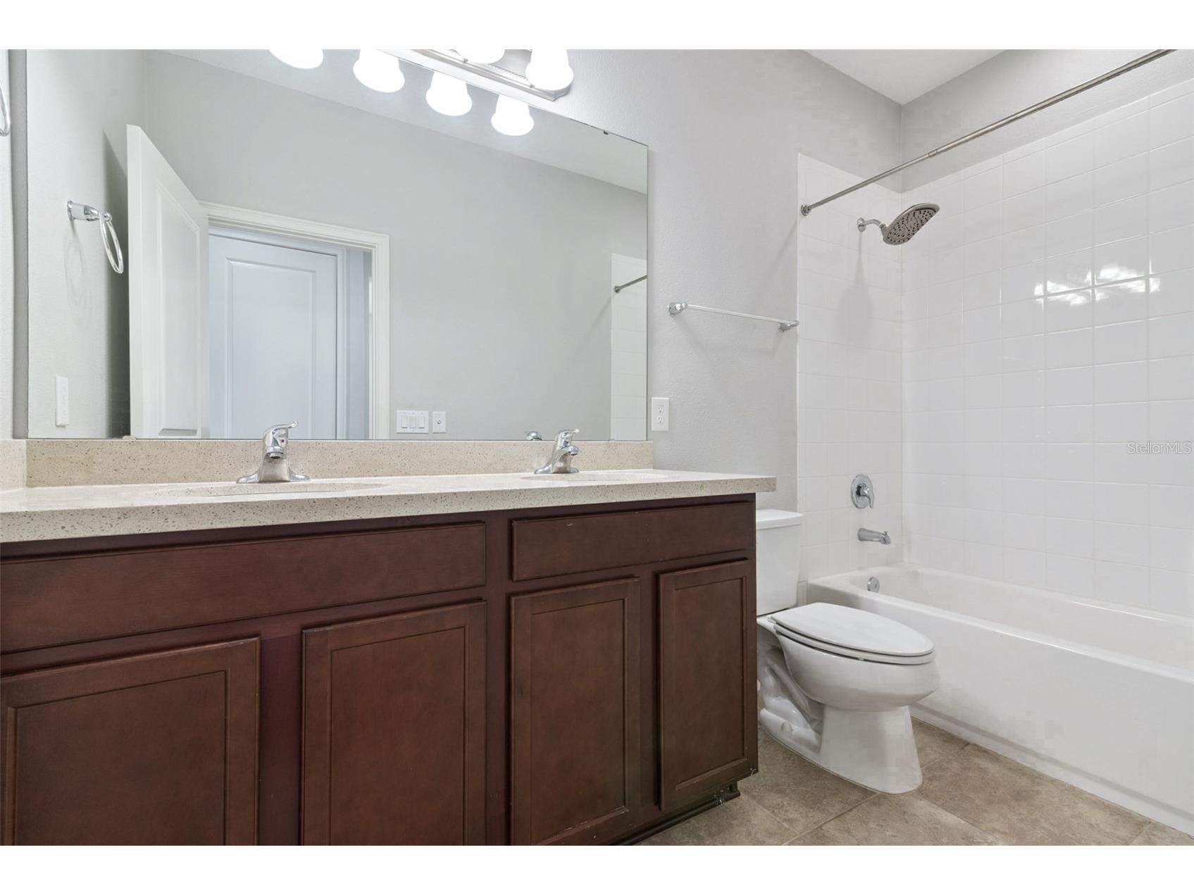 9044 Tavistock Lakes Boulevard Orlando FL 32827 O6402945 image28