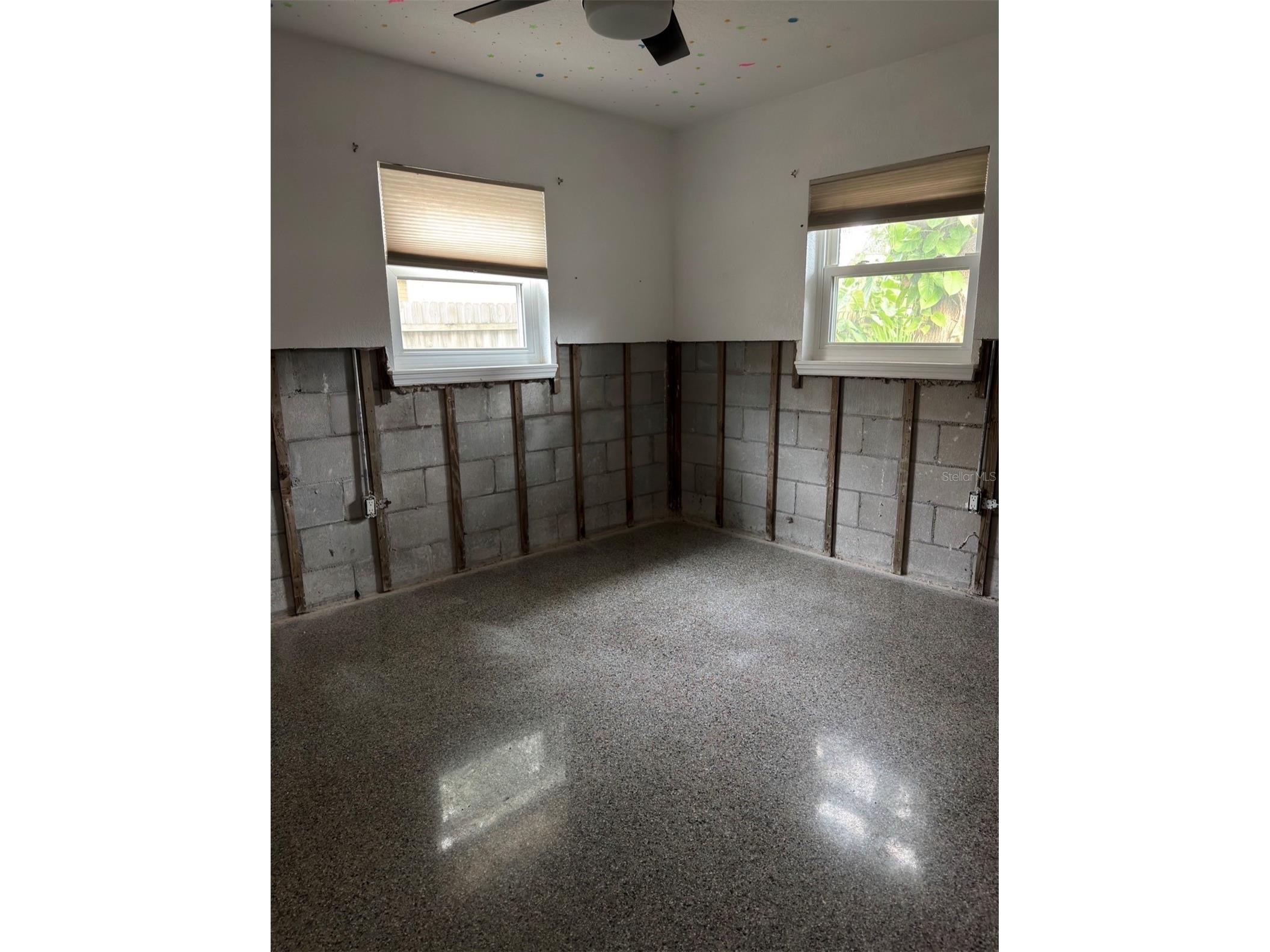 9045 3rd St N Saint Petersburg FL 33702 TB8459810 image11