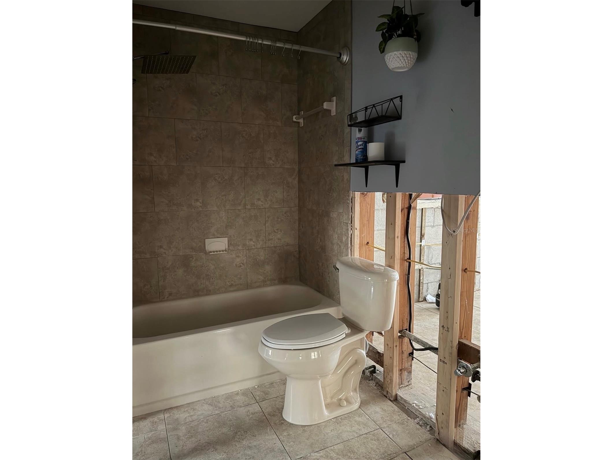 9045 3rd St N Saint Petersburg FL 33702 TB8459810 image9