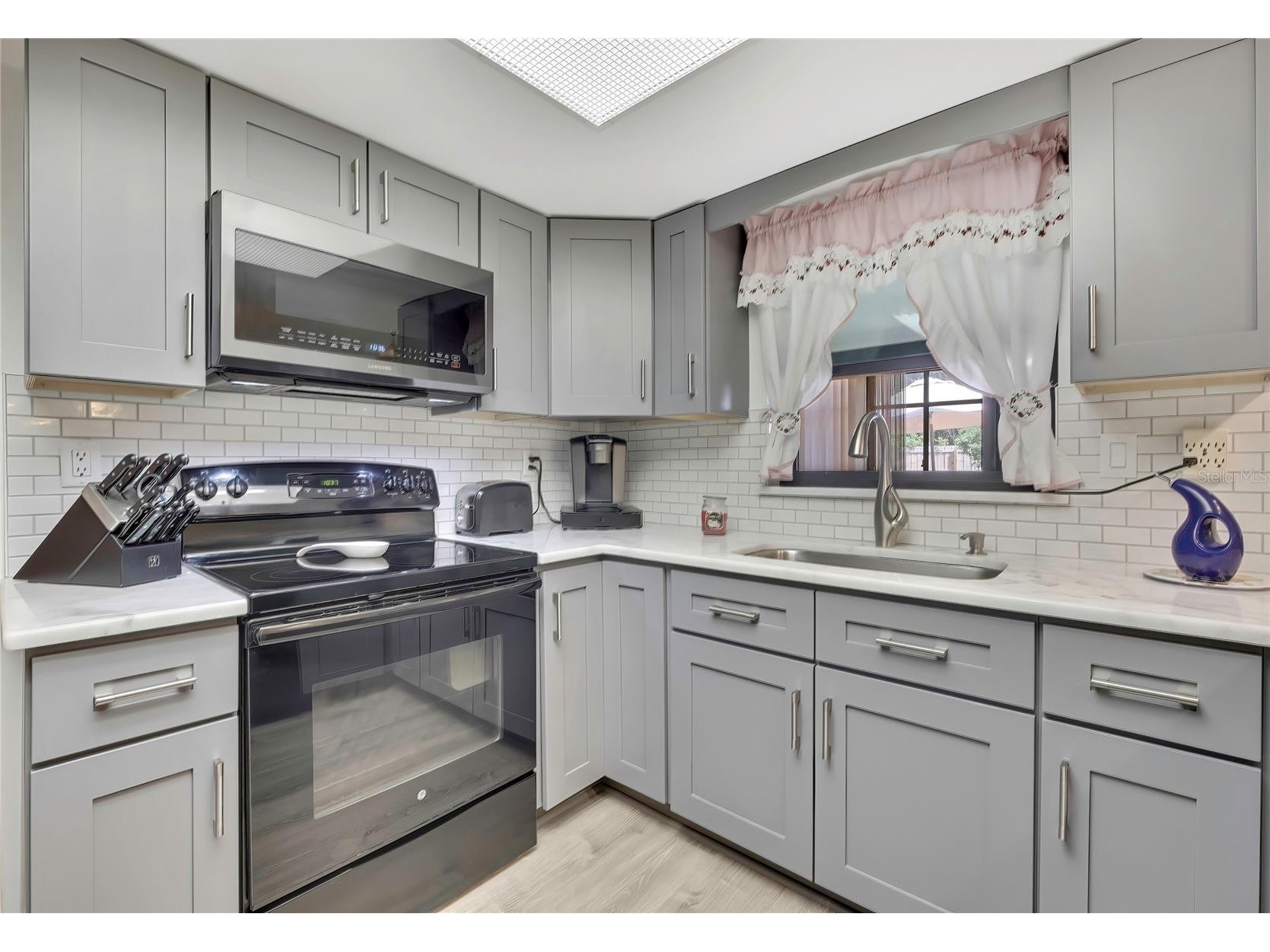 9045 Gaynor Street Spring Hill FL 34608 W7885217 image14