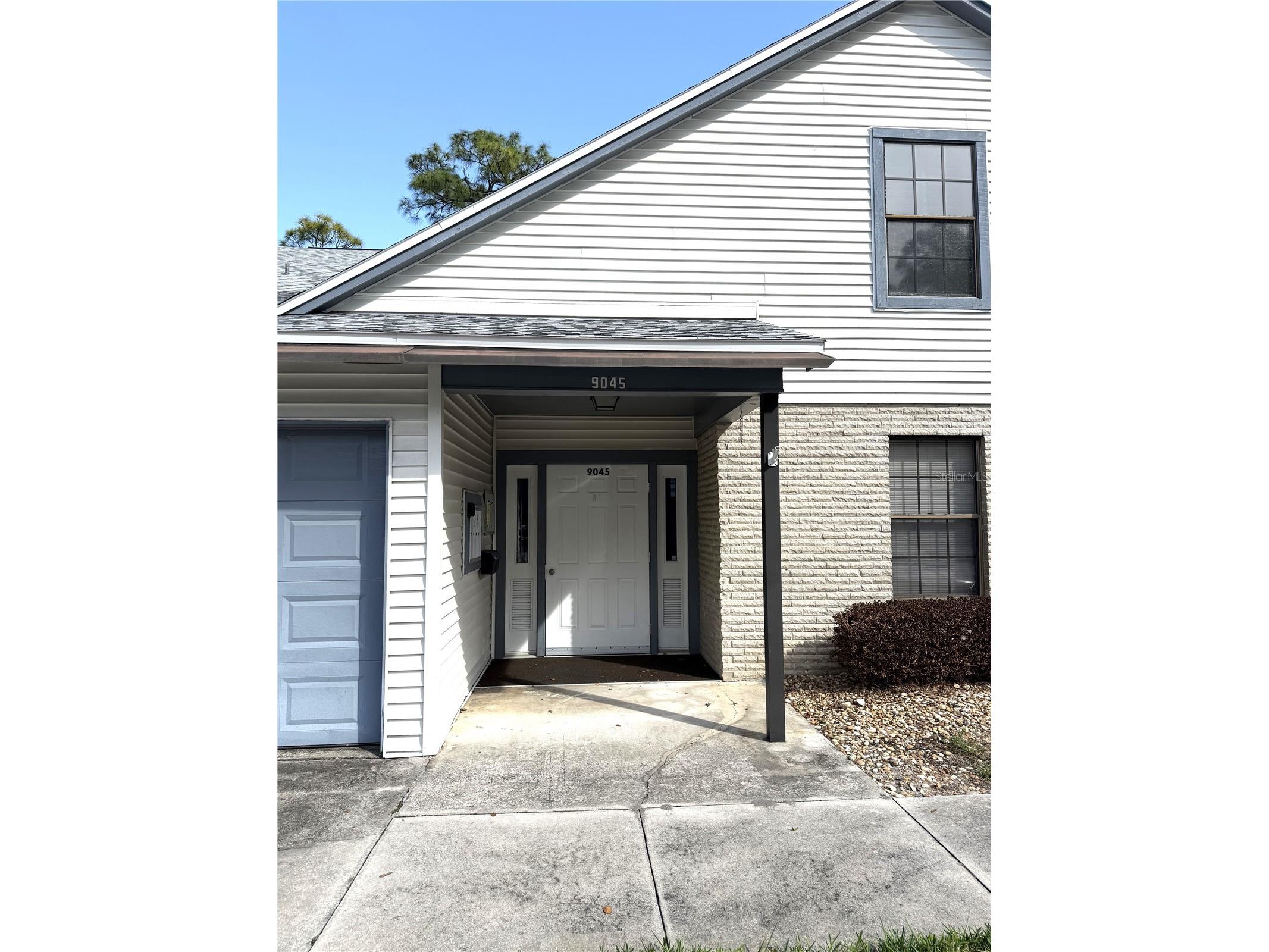 9045 York Lane #15A Melbourne FL 32904 O6390283 image2