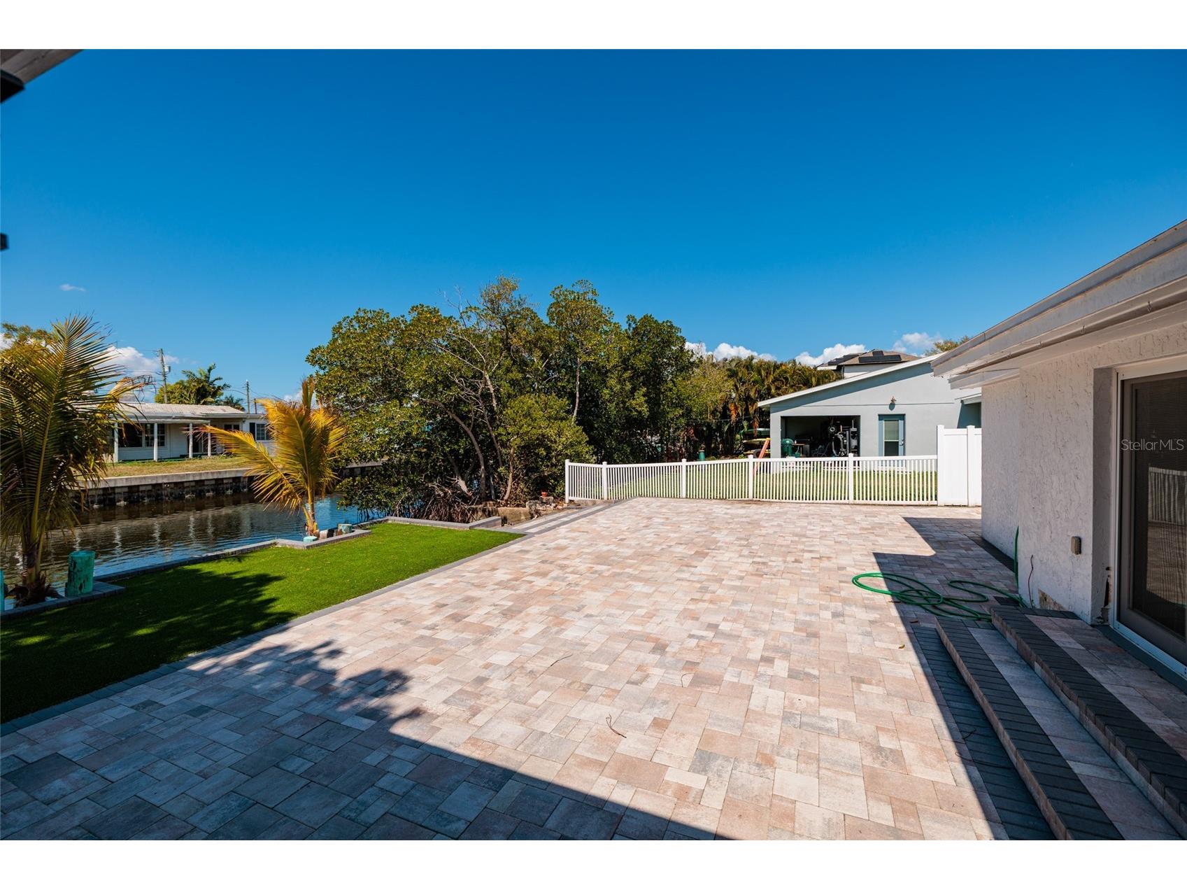 9046 Treasure Lane NE Saint Petersburg FL 33702 TB8480780 image14