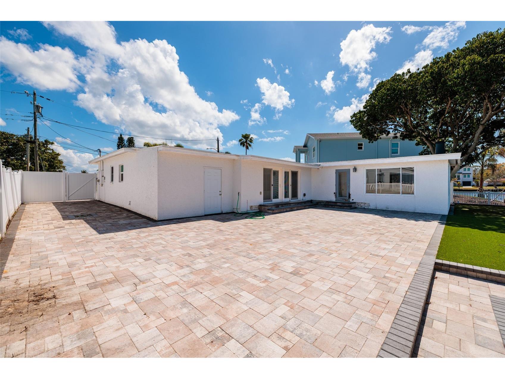 9046 Treasure Lane NE Saint Petersburg FL 33702 TB8480780 image15