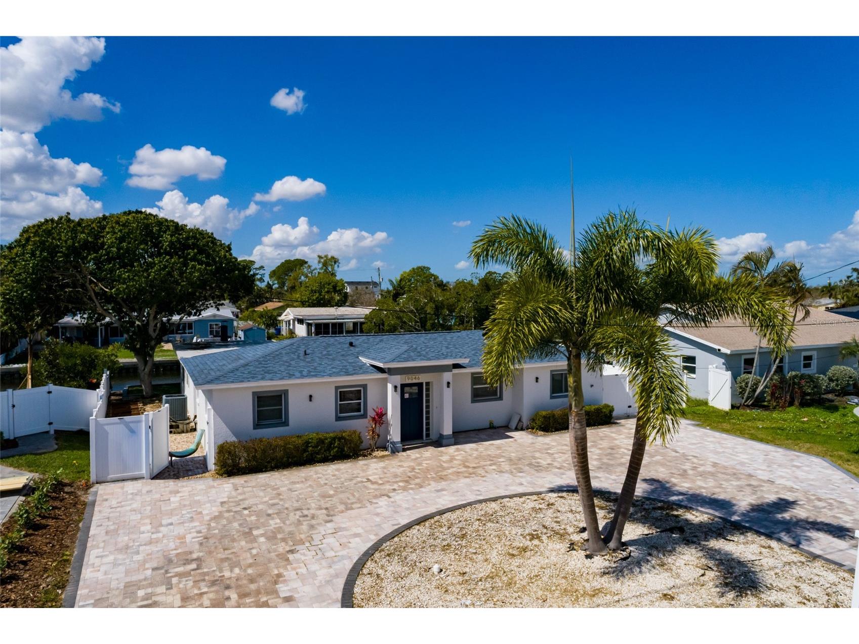 9046 Treasure Lane NE Saint Petersburg FL 33702 TB8480780 image2