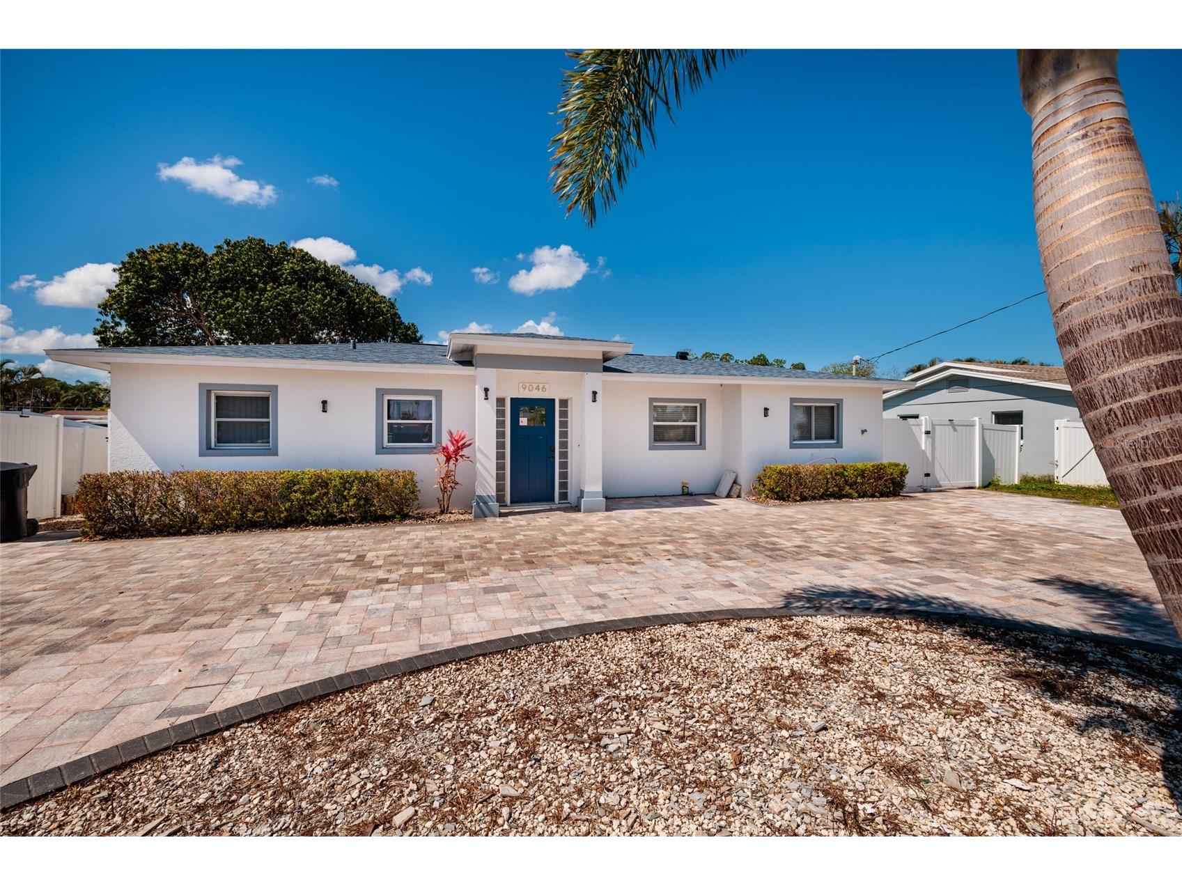 9046 Treasure Lane NE Saint Petersburg FL 33702 TB8480780 image3