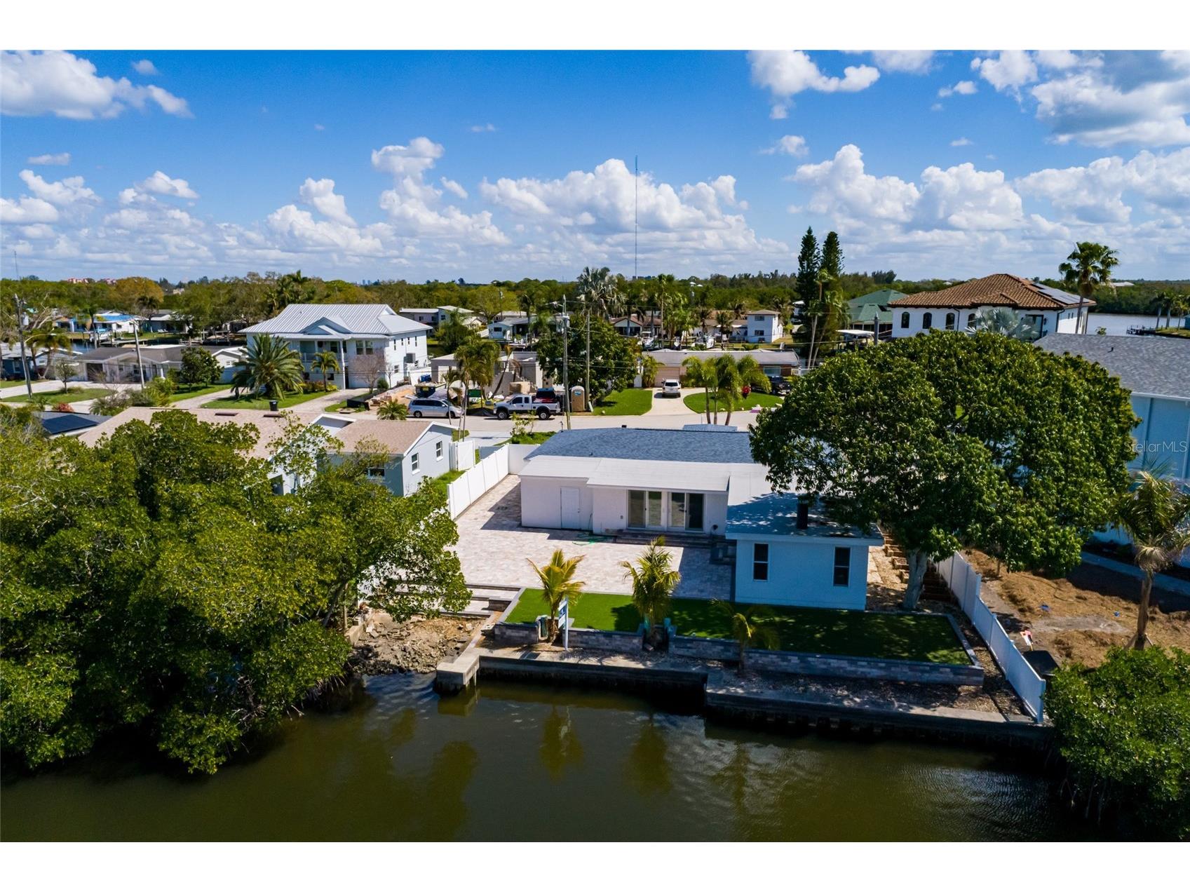 9046 Treasure Lane NE Saint Petersburg FL 33702 TB8480780 image4