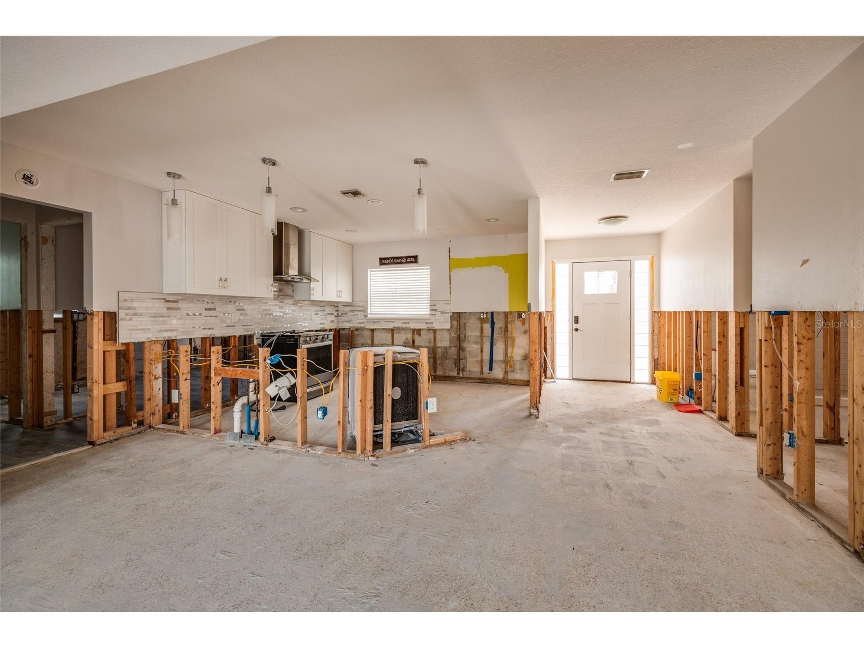 9046 Treasure Lane NE Saint Petersburg FL 33702 TB8480780 image8