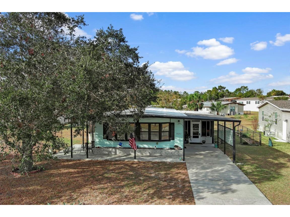 9047 Central Avenue Brooksville FL 34613 TB8329956 image1
